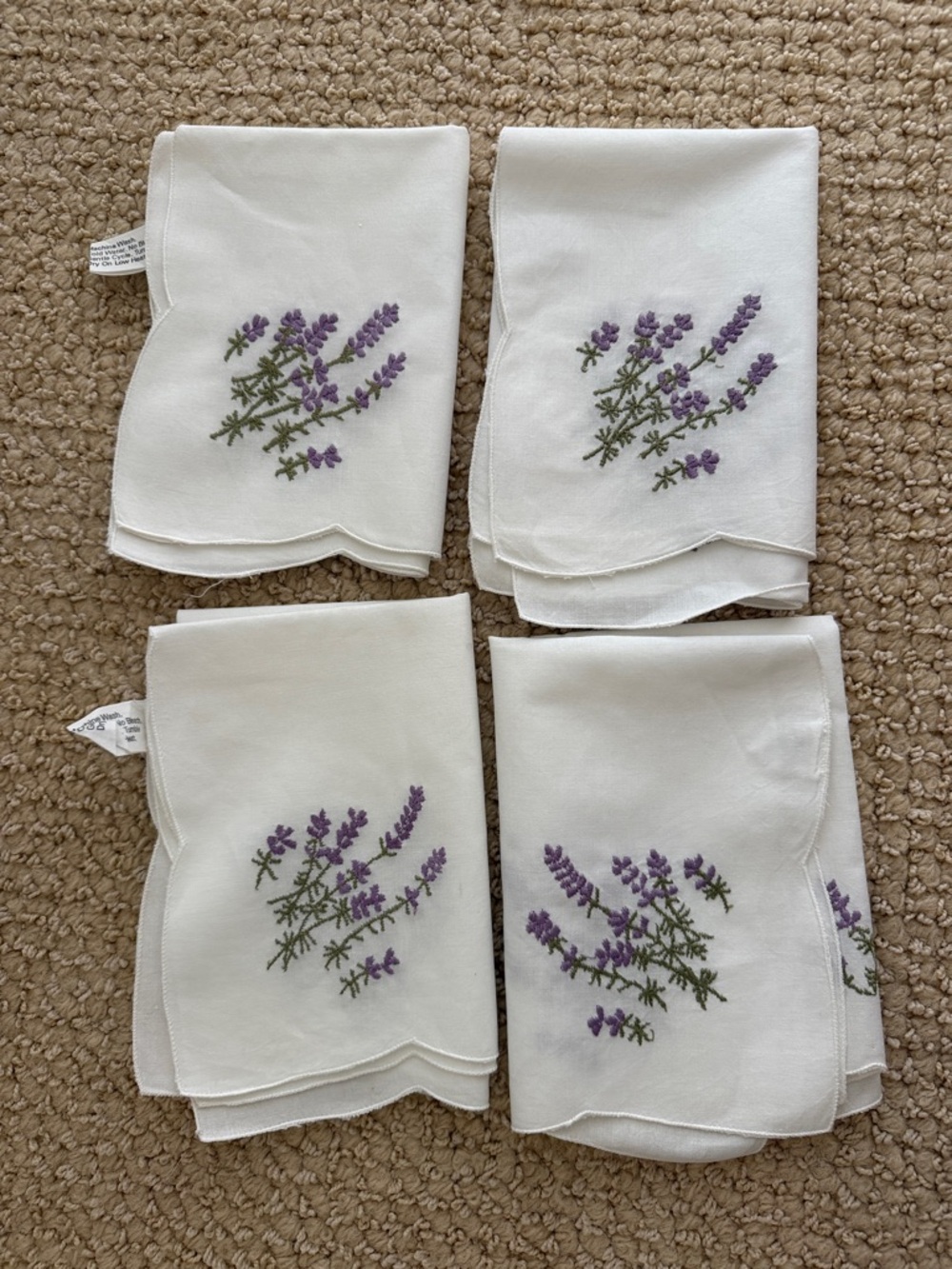 Set of 4 Embroidered Lavender Motif Linen Scalloped Edge Napkins